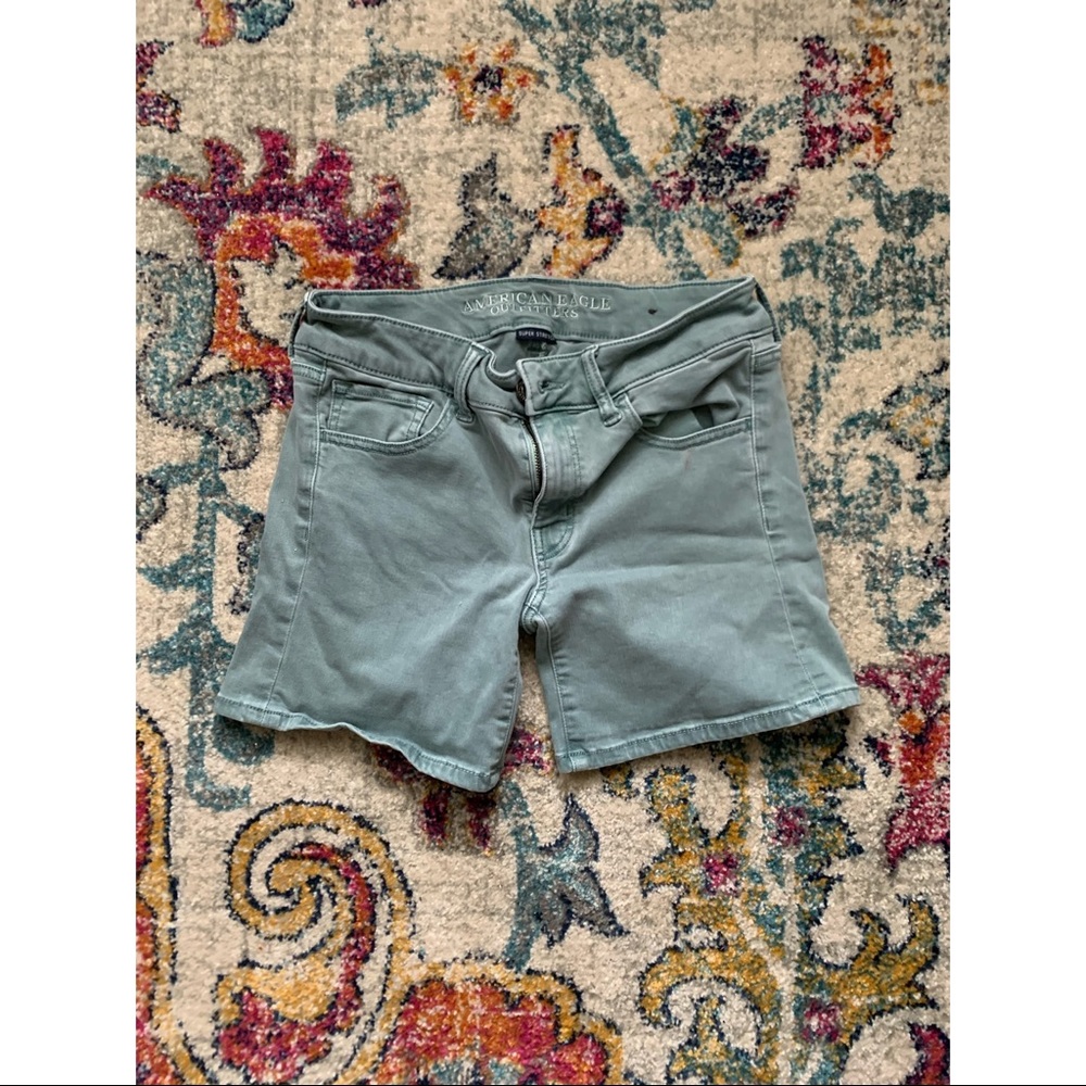 Women’s short.